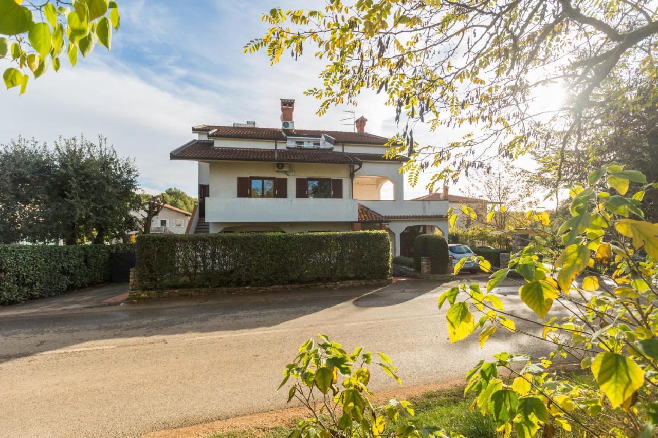 Apartments With A Parking Space Karigador, Novigrad - 2534 Экстерьер фото